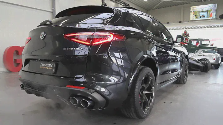 Start Up + Revs 2018 Alfa Romeo Stelvio Quadrifoglio 2.9 V6