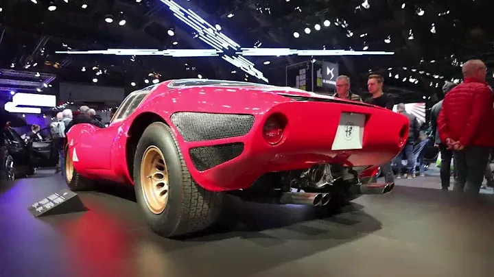 True Italian beauty Alfa Romeo 33 Stradale supercar masterpiece walkaround [Autosalon Brussels 2023]
