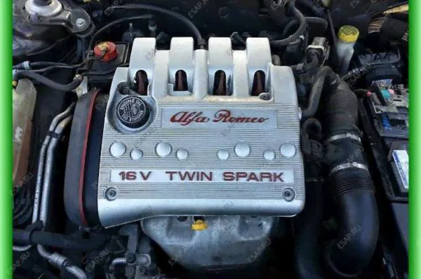 Двигатель ALFA ROMEO 154 2.0 16V 105KM AR323 еще на машине