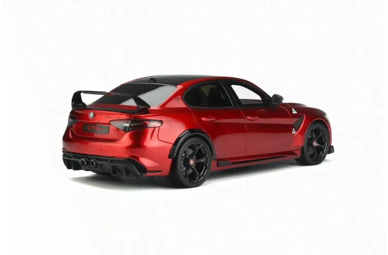 Масштабная модель Alfa Romeo Giulia GTAM красный лучшая цена!-0