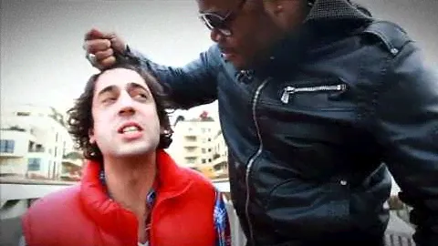 Max Boublil - Clash Alibi Montana ( CLIP OFFICIEL )