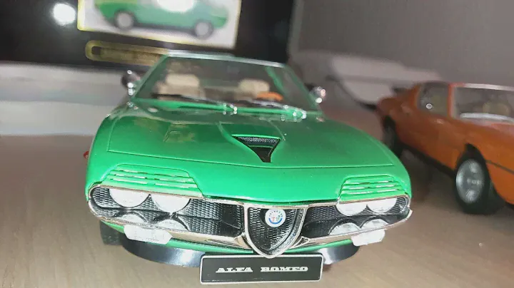 Alfa Romeo Montreal Autoart Vs Kk 1/18 (scale model car)