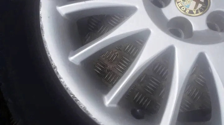 Alfa romeo alloy wheels