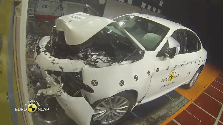 Euro NCAP Crash Test of Alfa Romeo Giulia 2016