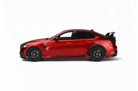Масштабная модель Alfa Romeo Giulia GTAM красный лучшая цена!