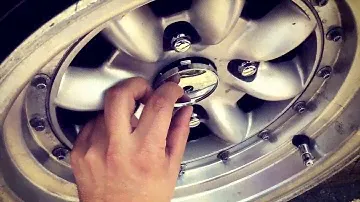 1992 Toyota Corolla, ae92, adding TRD center caps on the Rota wheels. Episode #21