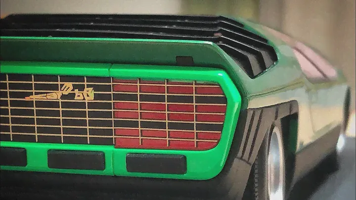 Alfa Romeo Carabo - Paris Auto Show 1968 - 1:18 resin car by Top Marques models