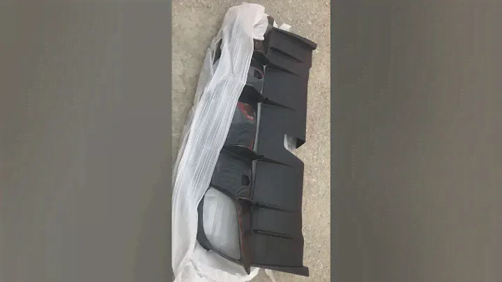 Ultimate carbon Quadrifoglio Alfa Giulia Diffuser Valance