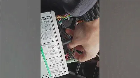 Installation video of ISUDAR car radio in Alfa Mito