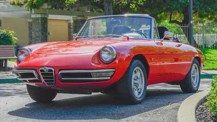 1968 Alfa Romeo Spider 1600 Duetto Walk-around Video