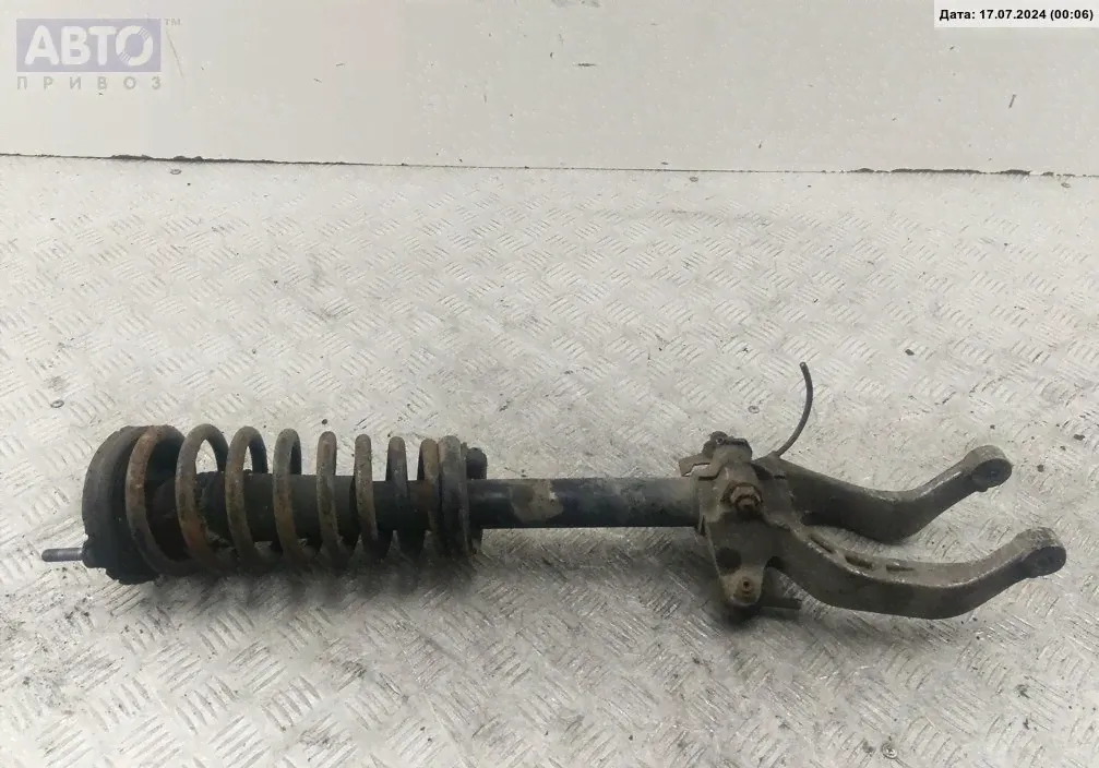 Стойка подвески передняя правая Alfa Romeo 156 54044524-0