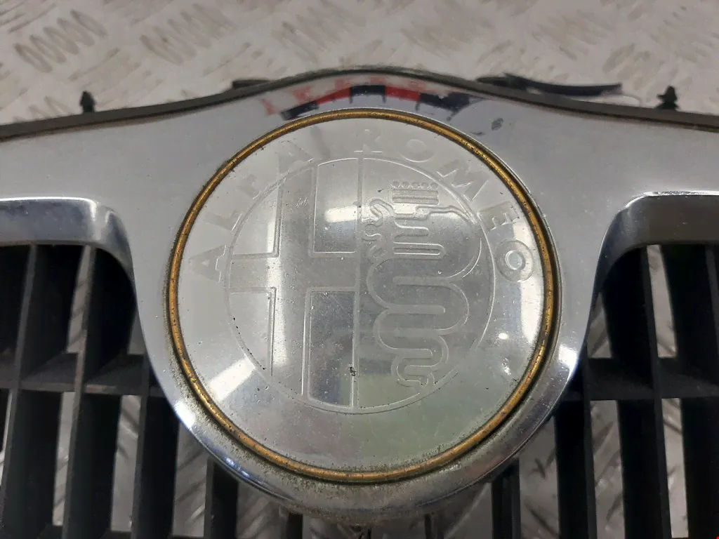 Решетка радиатора Alfa Romeo 156, 156-3
