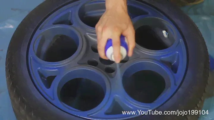 Flex Blue Plasti Dip on Alfa Romeo 147 GTA Wheel
