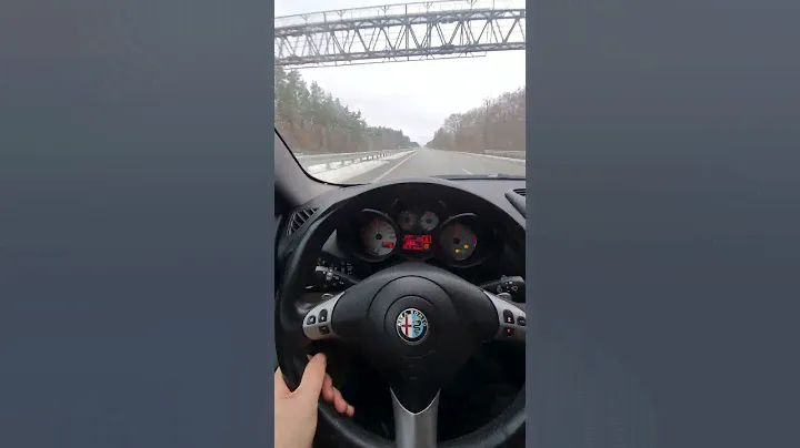 Тачка мечты! Премиум спорткар до 10000$! Чистокровный итальянец! Alfa Romeo GT!