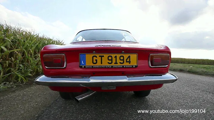 Sound Giulia GT 1300 Junior one of the most beautiful Alfa Romeo