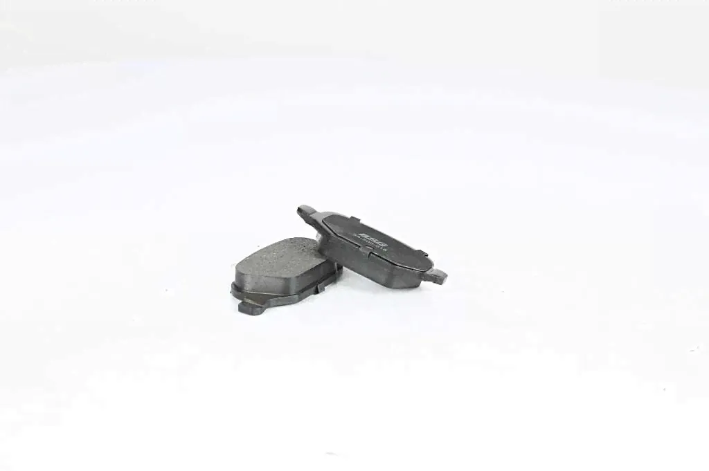 Колодки тормозные ALFA ROMEO 147 (01-) задние (4шт.) BSG-0