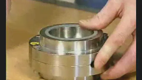 Maintanance LKB-F Alfa Laval butterfly valve with actuator.wmv
