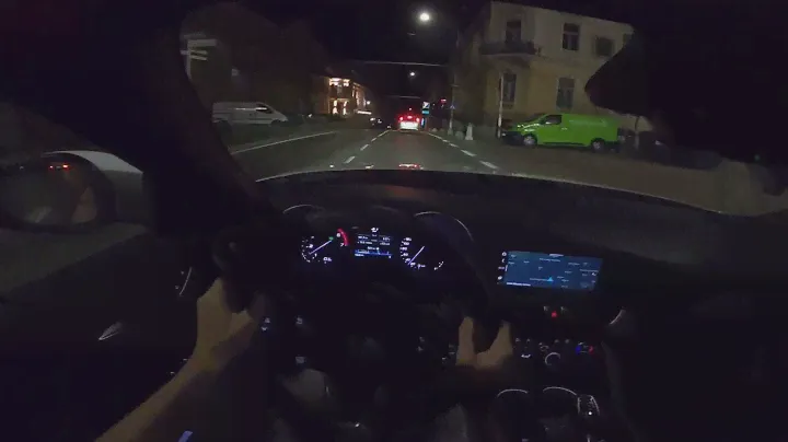 Alfa Romeo Giulia Ti Q4 A8 280 HP  - Night POV Drive