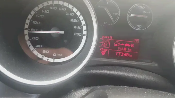 alfa romeo Giulietta quadrifoglio verde (235 hp) 0-100 km/h