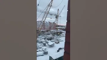 падение башенного крана