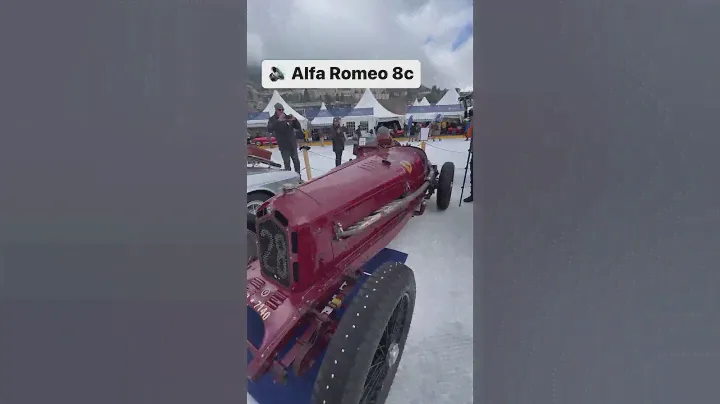 Happy New Year with this legendary Alfa Romeo 8C  #classiccars #motorsport #racecar