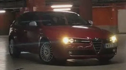 Alfa Romeo 159 / Brera headlight projector lens cleaning.