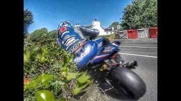 TT ISLE of MAN 200mph /320kmp FULL THROTTLE ROAD RACE