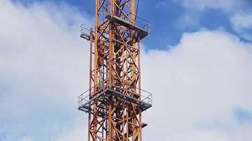 Сборка башенного крана LIEBHERR 550 EC-H40