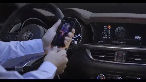 Alfa Romeo Stelvio Apple CarPlay Demo
