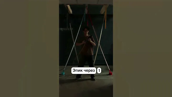 Торшеры Color Liner линейные светильники, которые размещаются между полом и потолком #lighting